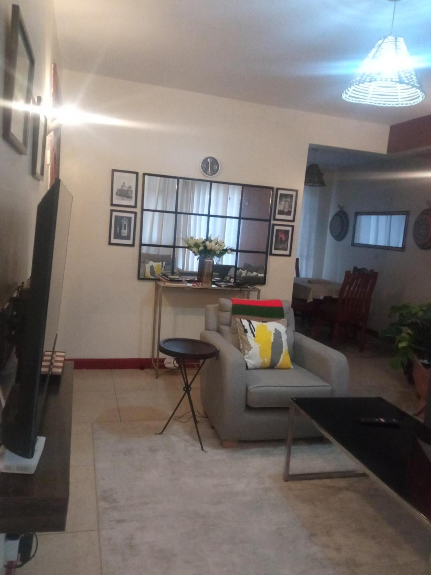 Madini Furnished Apartment 1 Near Jkia Sgr ナイロビ エクステリア 写真